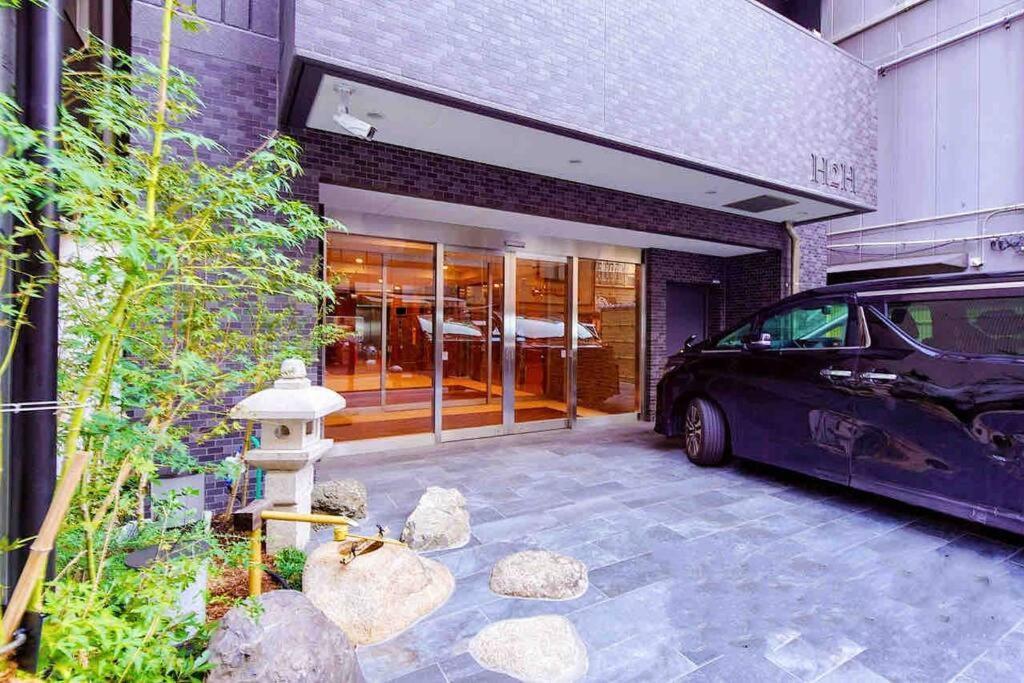 H2h心斎橋ビル * 大阪